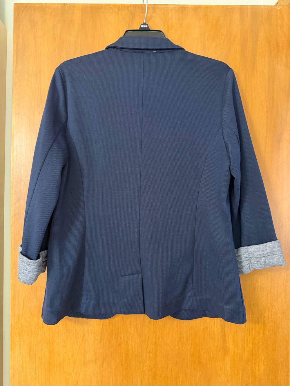 Skies Are Blue Navy Open-Front Rolled-Sleeve Blazer - Picture 2 of 8